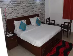 Hotel Atithi | Batı Delhi - Ulusal Eyalet Başkenti Delhi - Delhi (ve civarı) - Yeni Delhi - Greater Kailash