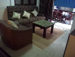 TJ Villa Guest House | Sarawak - Kuching (ve civarı) - Kuching