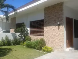 Casa Amiga Uno Holiday Home