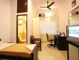 Kings Service Apartment | Tamil Nadu - Tiruvallur - Chennai (ve civarı) - Chennai - Anna Salai (Mounts Caddesi) - Mylapore Tiruvallikk