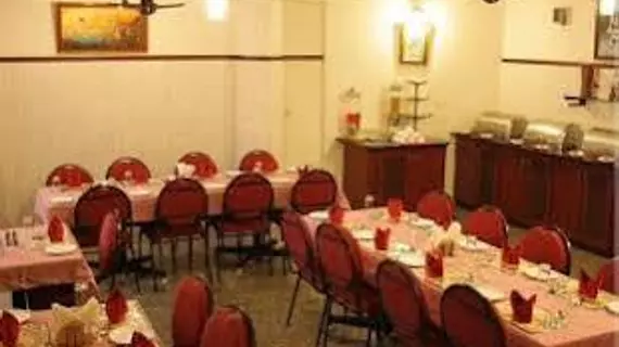 Executive Inn - A boutique Hotel | Puducherry - Pondicherry (ve civarı) - Pondicherry - Beyaz Şehir