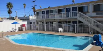 Motel 6 Canoga Park