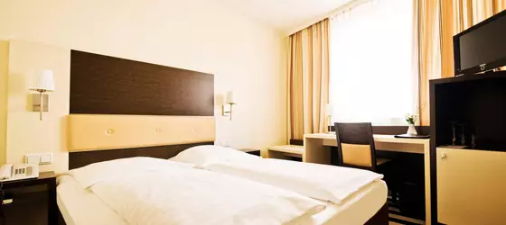 Bristol Hotel | Hessen - Frankfurt (ve civarı) - Frankfurt