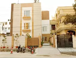 Silver Oak 56A Guesthouse | Haryana - Gurugram (ve civarı) - Gurugram