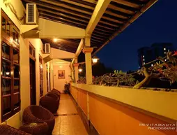 Sari Homestay | Yogyakarta Özel Bölgesi - Yogyakarta (ve civarı) - Depok