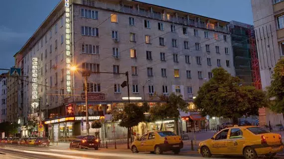 Slavyanska Beseda Hotel | Sofya (ve civarı) - Sofya - Sofya Kent Merkezi