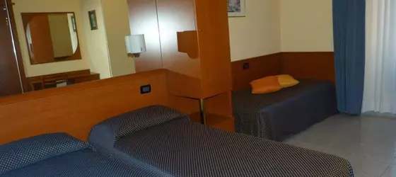 Hotel Aurora | Lombardy - Milano (ve civarı) - Milano - Merkez İstasyonu