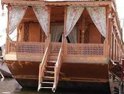 Dilshad Group of Houseboats | Cammu ve Keşmir - Srinagar (ve civarı) - Gulmarg - Nagīn Bāgh