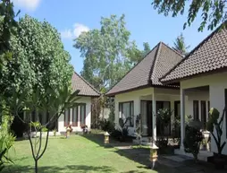 Rumah Kalua Villa