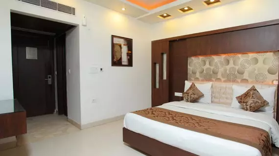 The Pearl Hotel | Batı Delhi - Ulusal Eyalet Başkenti Delhi - Delhi (ve civarı) - Yeni Delhi