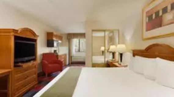 Quality Inn and Suites | Kaliforniya - San Diego County - Oceanside