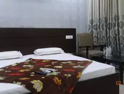 Hotel Royal Castle | Pencap - Chandigarh (ve civarı) - Kālka - Panchkula