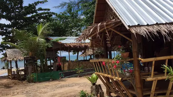 Rann Chalet Beach Side | Krabi İli - Ko Lanta