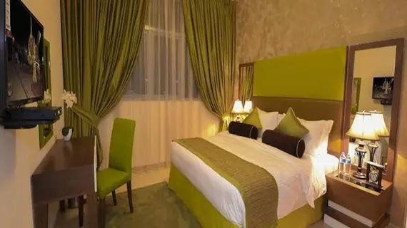 Al Waleed Palace Hotel Apartments-Al Barsha | Dubai - Dubai