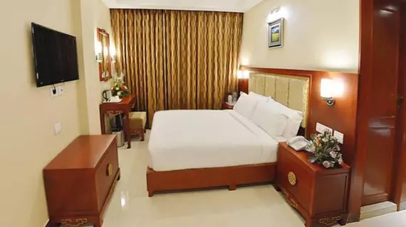 Metro Grand Hotel | Tamil Nadu - Tiruvallur - Chennai (ve civarı) - Chennai - Perambur Purasavakam