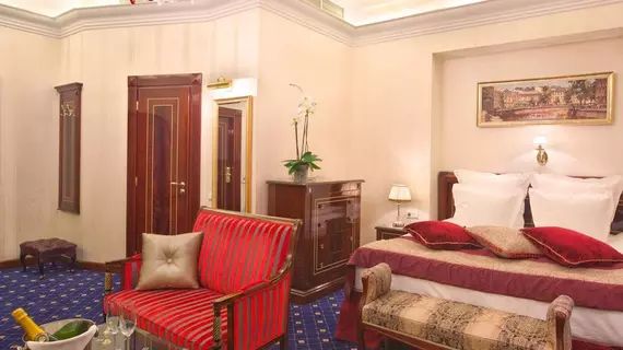 Golden Triangle Boutique Hotel | Leningrad Bölgesi - St. Petersburg (ve civarı) - St. Petersburg - Tsentralny