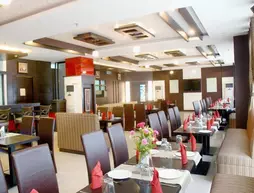 Hotel Orbit | Pencap - Chandigarh (ve civarı) - Chandigarh