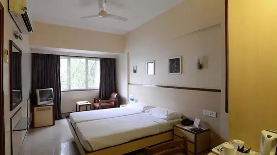 Hotel Woodland | Maharaştra - Pune Bölgesi - Pune