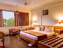 Hotel Pinnacle | Gujarat - Ahmedabad Bölgesi - Ahmedabad - Ahmedabad Kent Merkezi