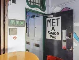 MET A Space Pod @ Boat Quay | Singapur - Merkez İş ve Ticaret Bölgesi - Singapur Merkezi