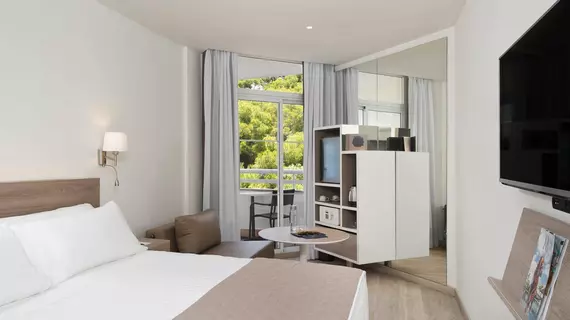 Melia Calvia Beach | Balearic Adaları - Mayorka Adası - Calvia