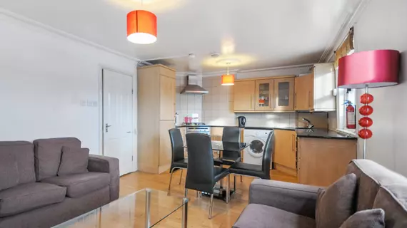 Access Earls Court | Londra (ve civarı) - Kensington - Earl's Court