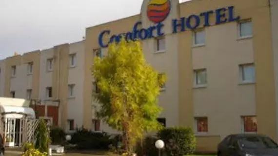 Comfort Hotel Poissy Technoparc | Ile-de-France - Yvelines (bölge) - Poissy