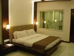 Hotel Surya | Gujarat - Vadodara