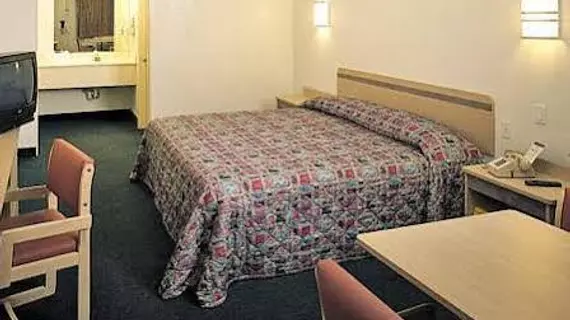 Americas Best Value Inn Anderson | Indiana - Muncie (ve civarı) - Anderson