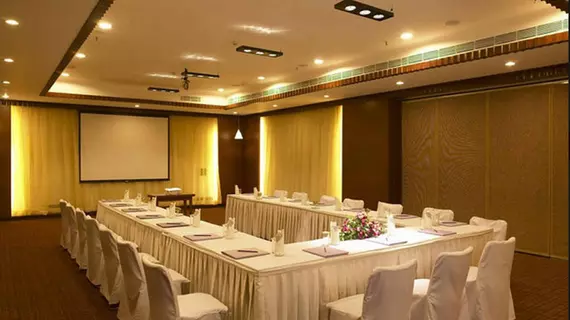 Royal Orchid Resort & Convention Centre | Karnataka - Bengaluru (ve civarı) - Bengaluru - Yelahanka