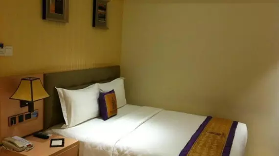 Blue Diamond Signature Hotel | Binh Duong (vilayet) - Ho Şi Min Şehri (ve civarı) - Ho Chi Minh City - Quận 1 - Japon Mahallesi