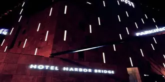 Harbor Bridge Hotel