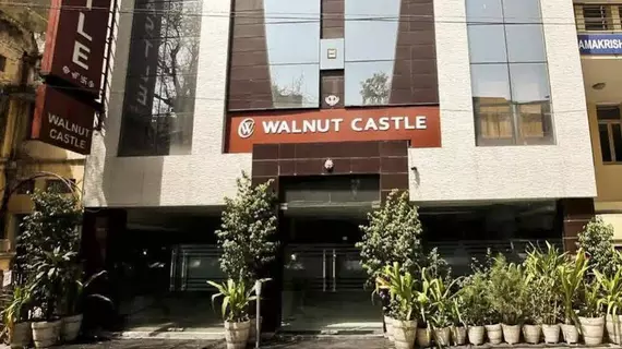 WALNUT CASTLE | Batı Delhi - Ulusal Eyalet Başkenti Delhi - Delhi (ve civarı) - Yeni Delhi - Karol Bagh