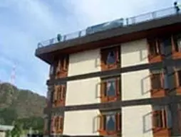 Hotel Zabarvan | Cammu ve Keşmir - Srinagar (ve civarı) - Srinagar