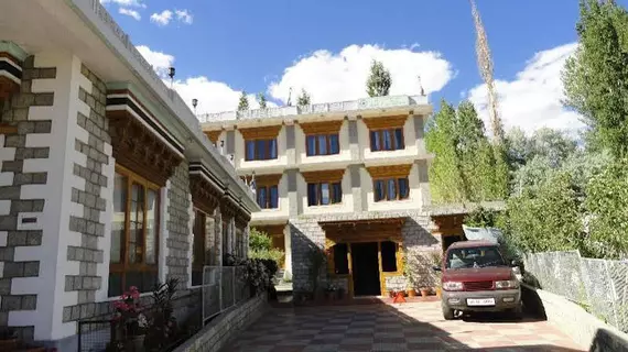 Hotel Cho Palace | Cammu ve Keşmir - Leh