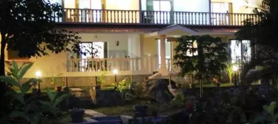 Forest Lodge Guest House | Seyşeller - Mahe Adası