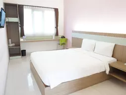 Rumah CASSA Guest House | Doğu Cava - Surabaya