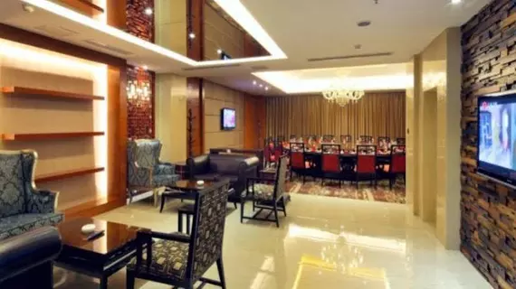 Chengdu Serengeti Hotel | Sişuan - Chengdu - Shuangliu District