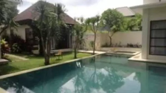 Intan Mutiara Sanur Beach Villa | Bali - Denpasar - Sanur