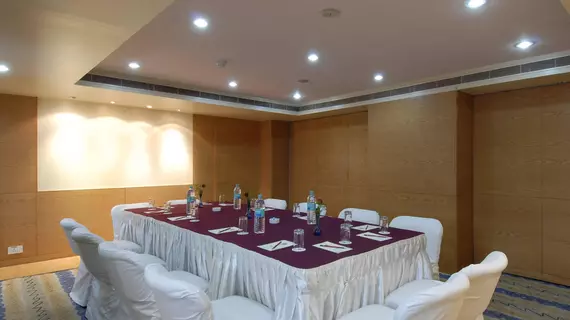 Quality Hotel The Regency | Maharaştra - Pune Bölgesi - Pune