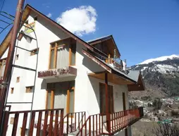 Hotel Snow Crown | Himaşal Pradeş - Manali (ve civarı) - Kullu - Manali - Manali Yeni Kent Merkezi