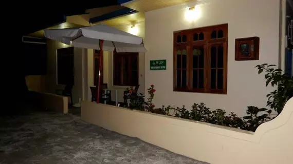 Najaf Lake View Guesthouse | Maldivler - Kaafu Atoll - Huraa