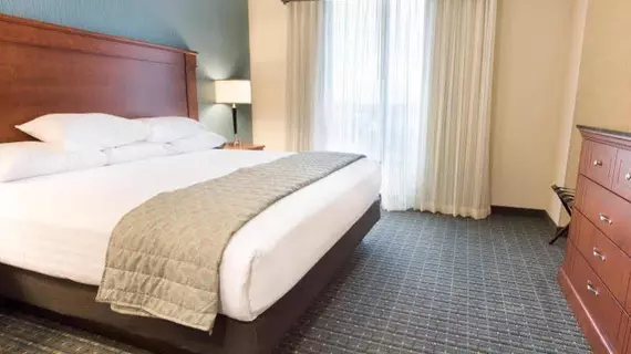 Drury Inn & Suites Brentwood | Missouri - St. Louis (ve civarı) - Brentwood