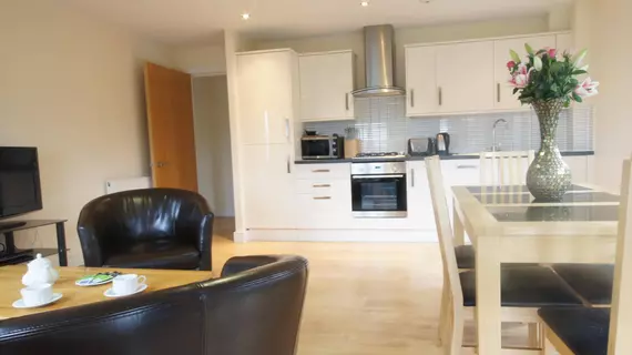 Lodge Drive Apartments | Londra (ve civarı) - Enfield - Palmers Green