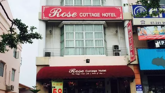 Rose Cottage Hotel Taman Perling | Johor - Johor Bahru (ve civarı) - Johor Bahru - Taman Perling