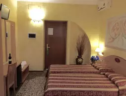 Residenza Giustiniani | Lazio - Roma (ve civarı) - Roma Kent Merkezi - Rione XVIII Castro Pretorio