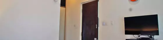 RedDoorz near Plaza Marina | Doğu Cava - Surabaya