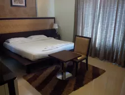 Iwe Suites Hotel | Karnataka - Bengaluru (ve civarı) - Bengaluru - Whitefield