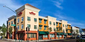 Hawthorn Suites by Wyndham-Oakland/Alameda