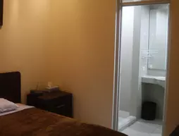 Soerabaja Place Guest House | Doğu Cava - Surabaya